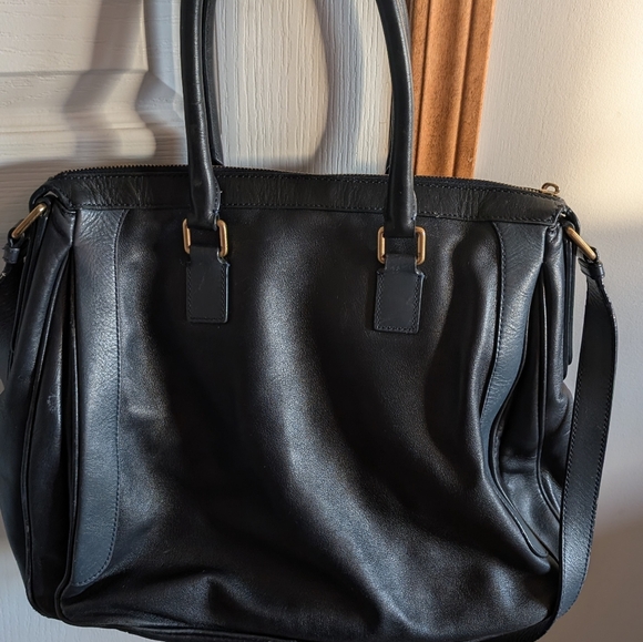 Marc Jacobs Elegant Navy Blue Leather Tote Bag - Picture 5 of 5